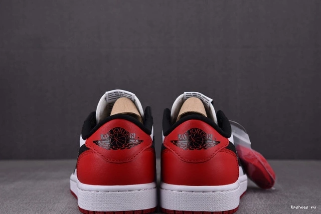 1 Black Low Jordan 553560-116 (GS) Toe 0223